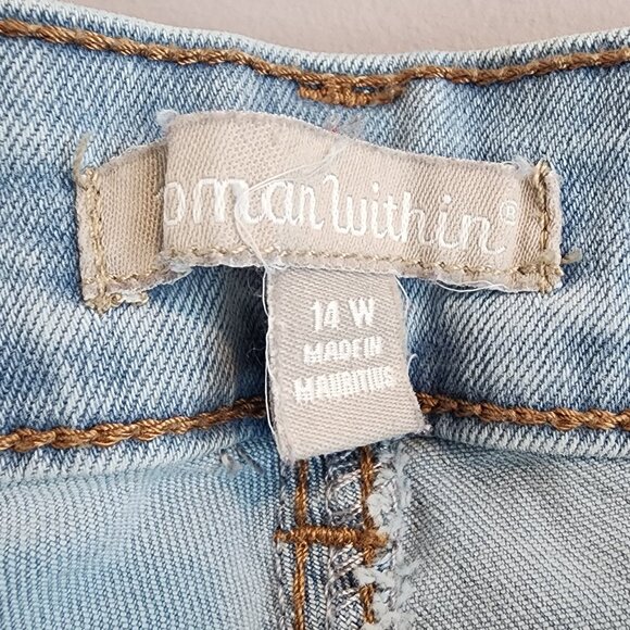 Woman Within Bermuda Shorts w/Embroidered Floral Design, Women's Size 14W - Picture 10 of 16